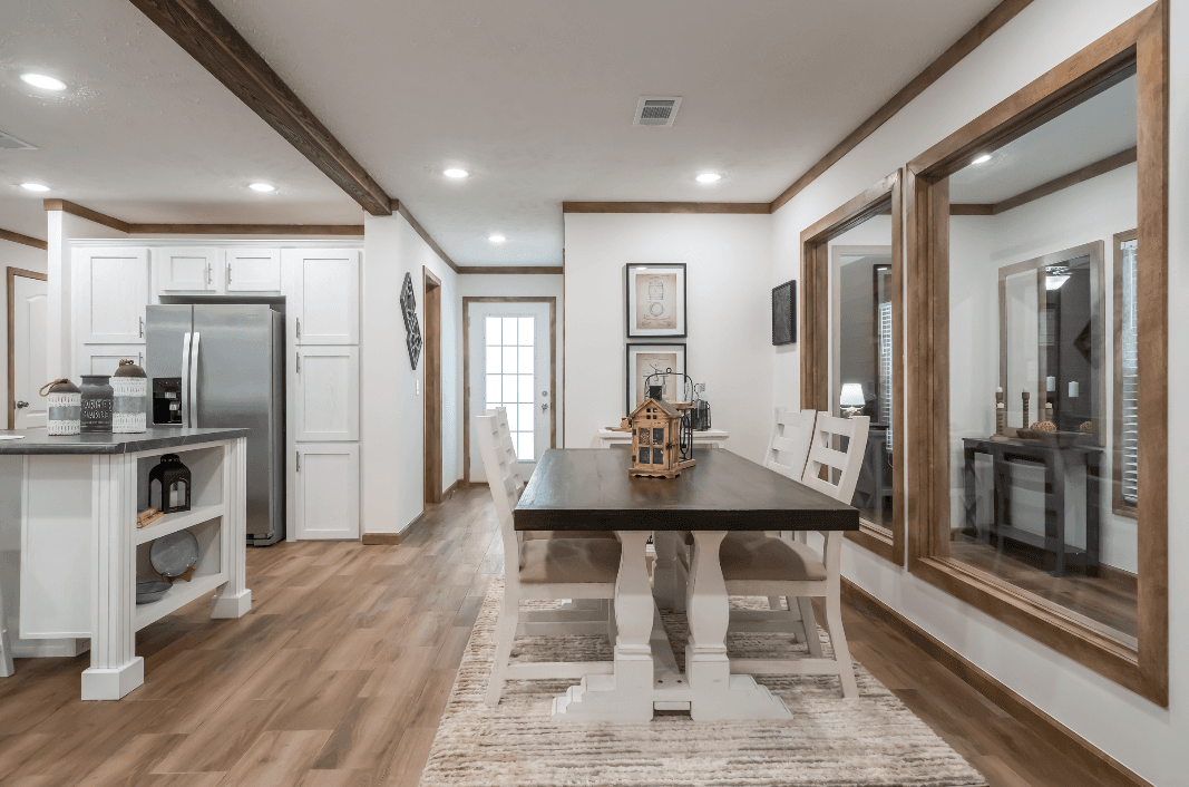 Md-61-32 interior home features