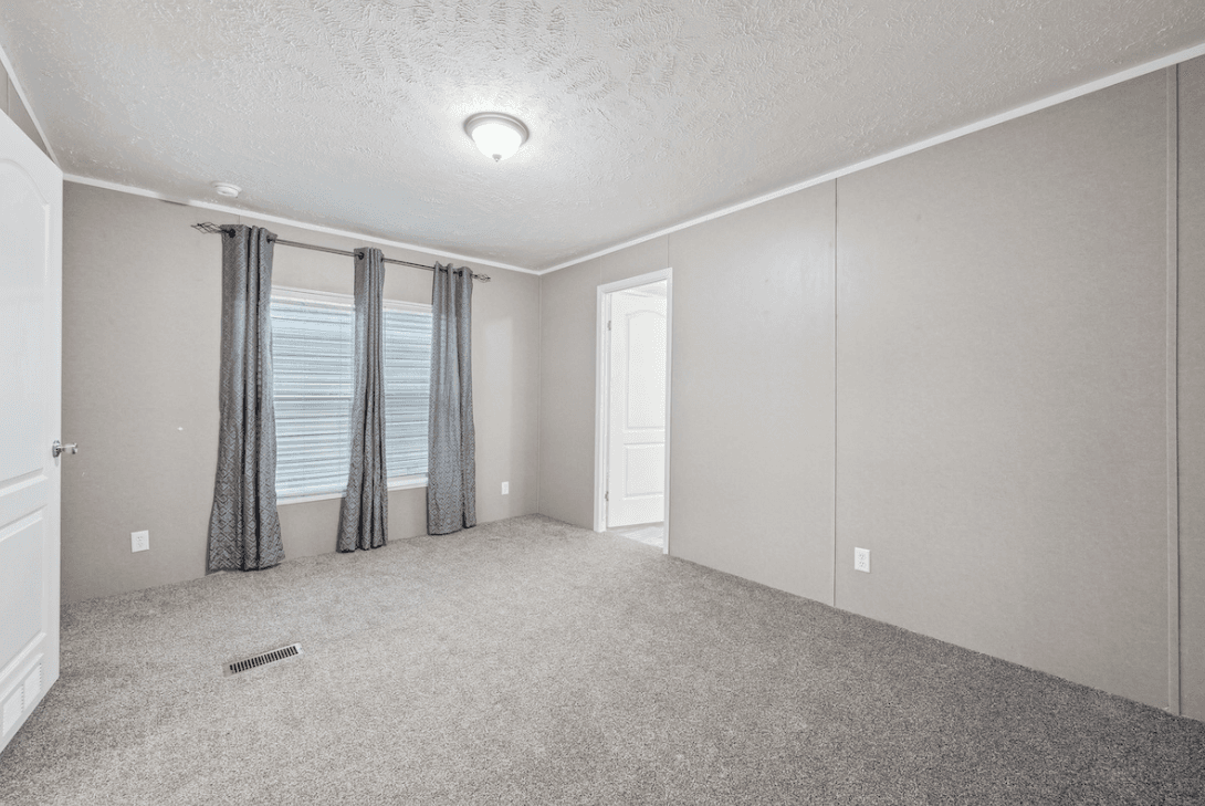 Md-116 bedroom home features