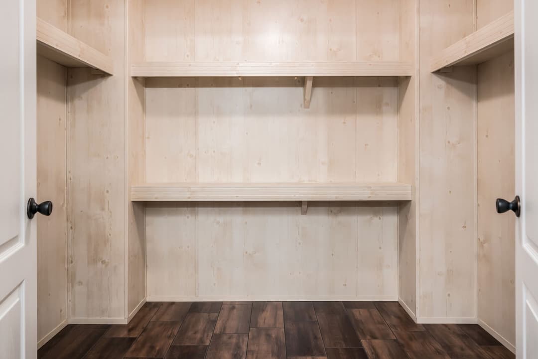 Md-30-32 interior home features