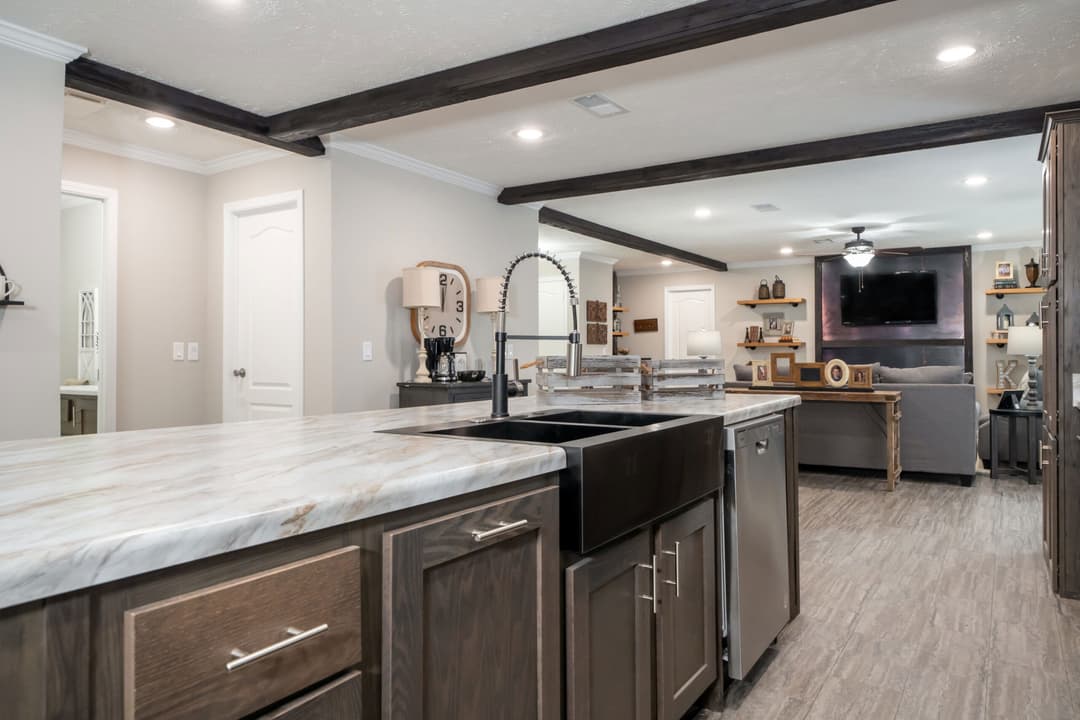 Md-54-32 kitchen home features