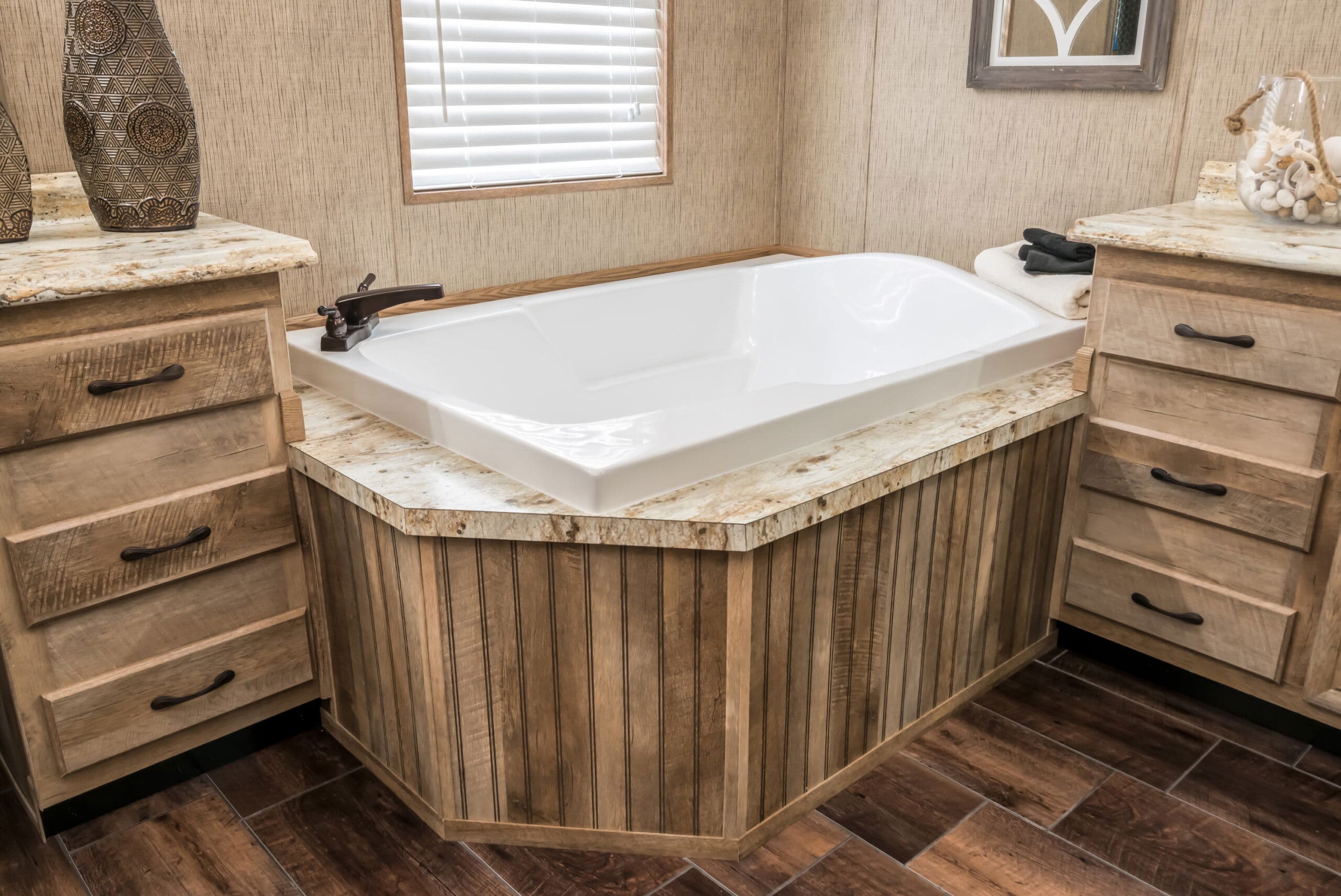 Md-30-32 bathroom home features