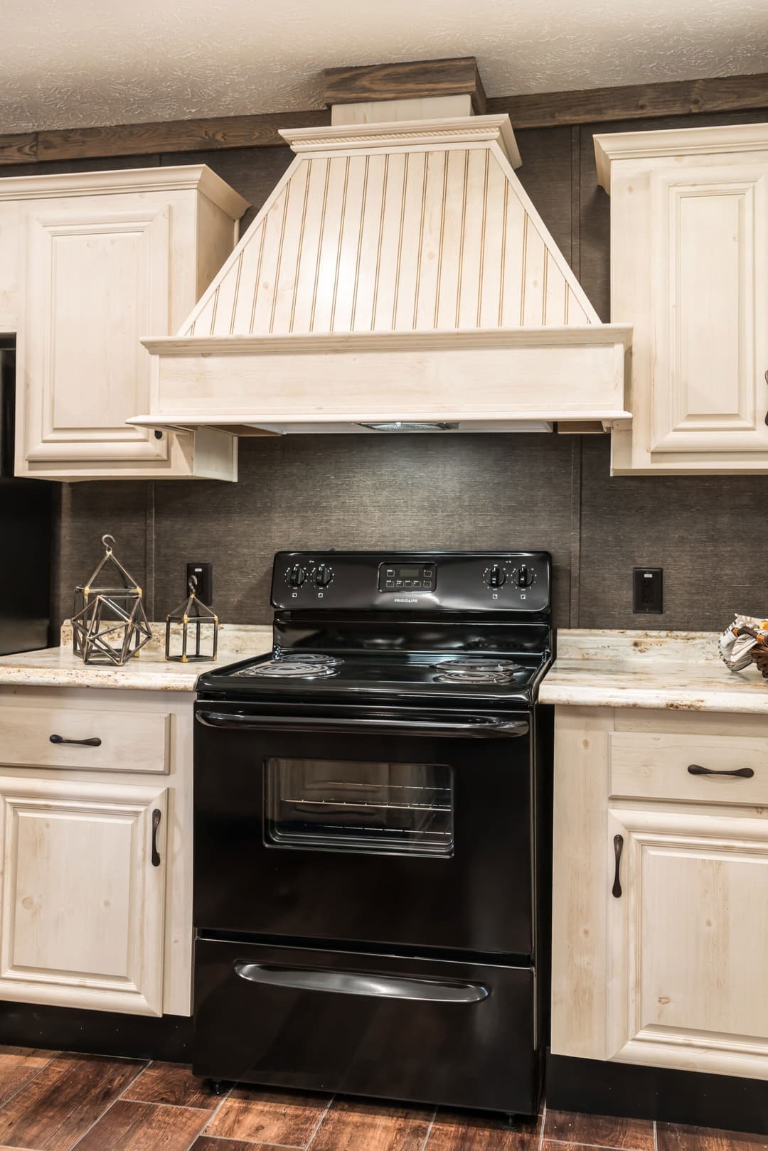 Md-30-32 kitchen home features