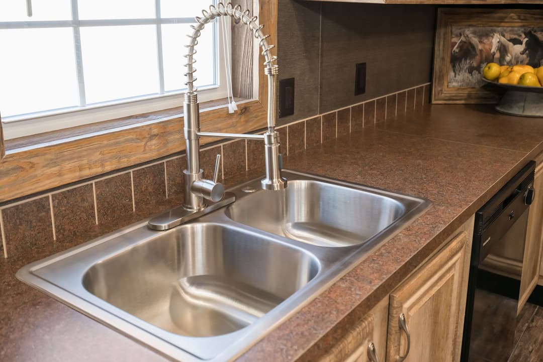 Md-26-32 kitchen home features
