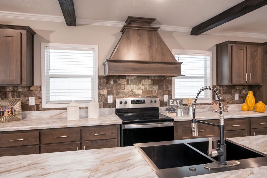 Md-54-32 kitchen home features