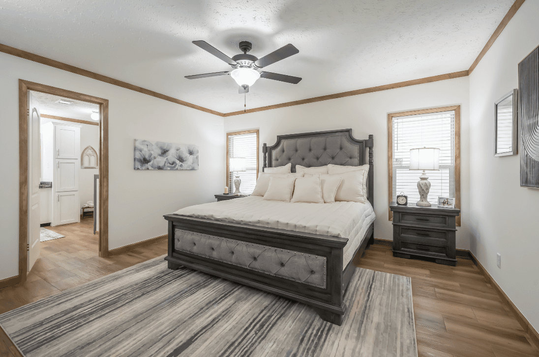 Md-61-32 bedroom home features