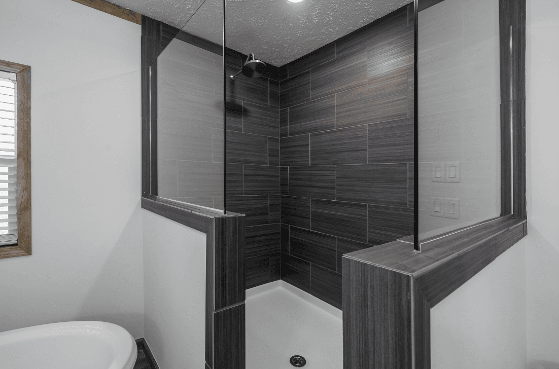 Md-61-32 bathroom home features