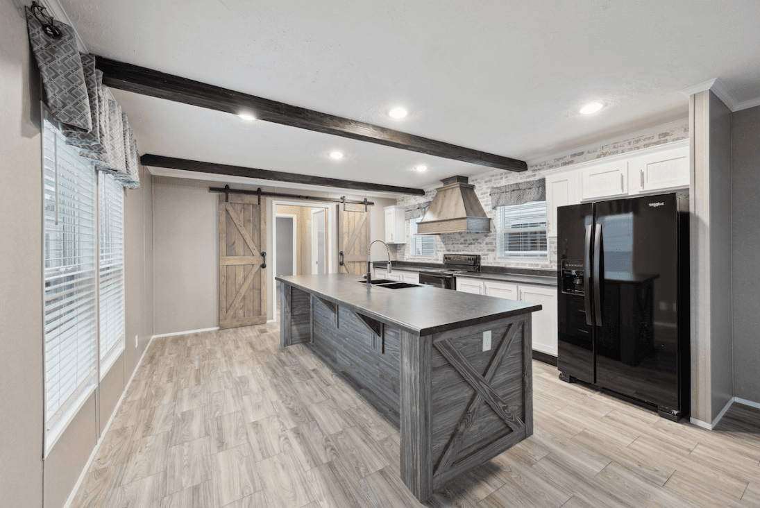 Md-116 kitchen home features