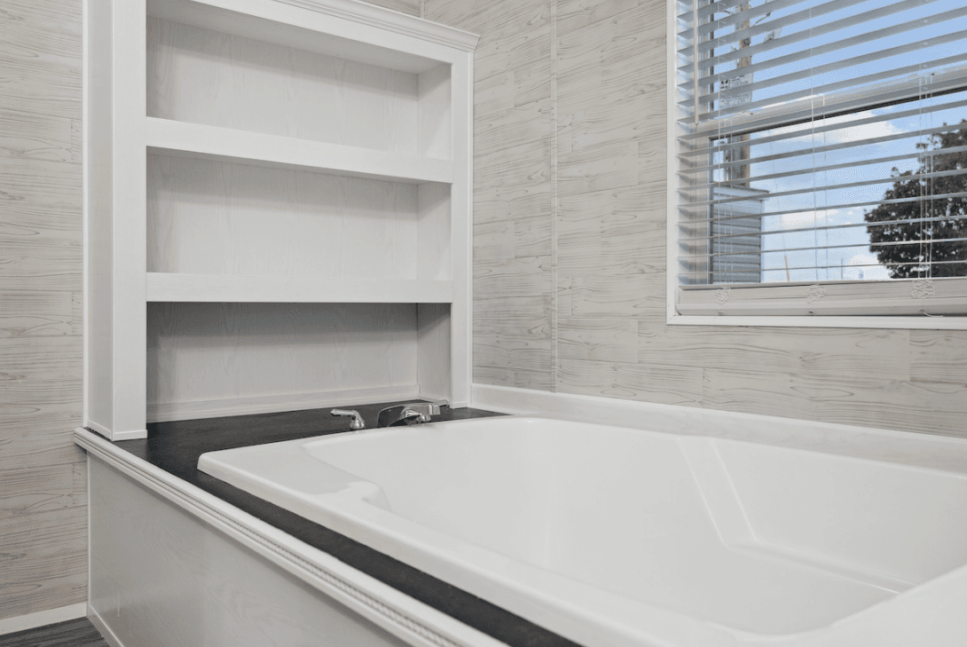 Md-116 bathroom home features