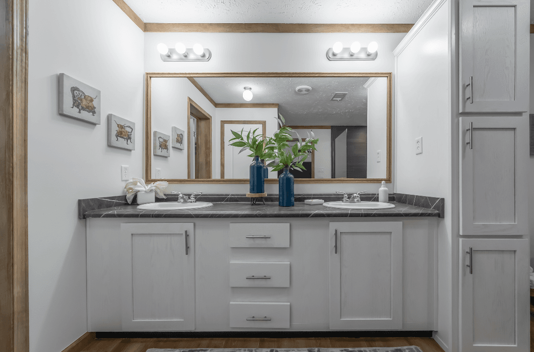 Md-61-32 bathroom home features
