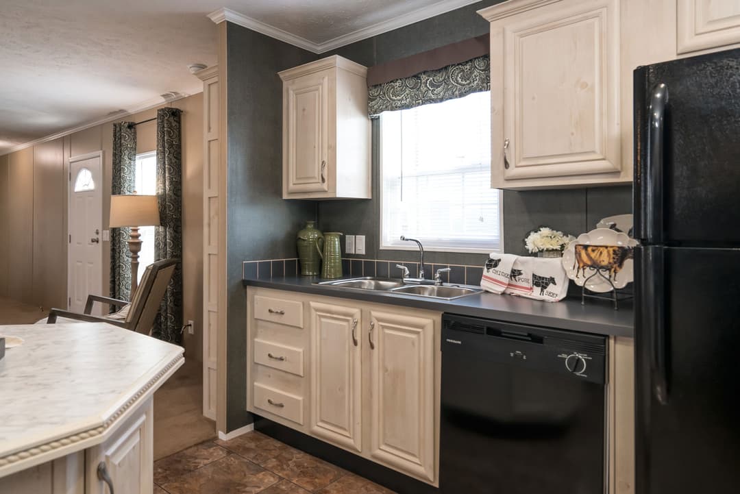 Md-109 kitchen home features
