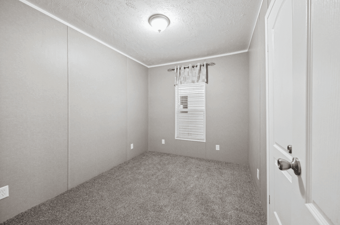 Md-116 bedroom home features